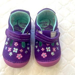 Stride Rite Soft Motion Mary Janes size 5m
